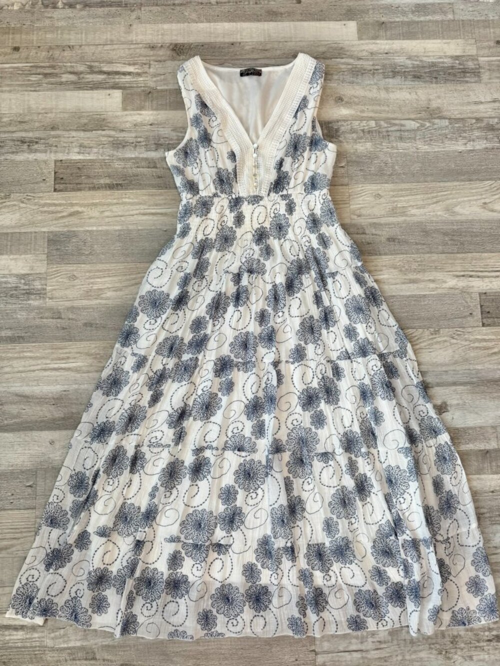 J Gee blue white floral smocked waist maxi dress lined wedding guest medium O32